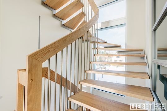 Birnbauer Vertriebs GmbH - Kragarm-Treppen-Befestigung