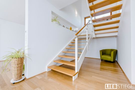 Birnbauer Vertriebs GmbH - Treppen-Befestigung